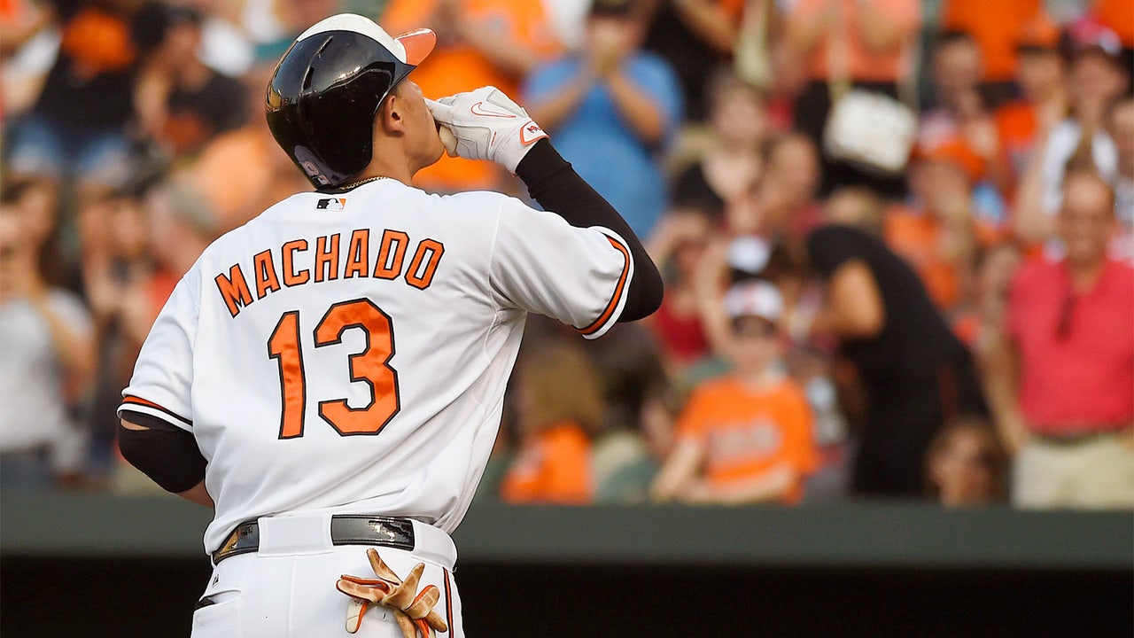 Orioles blast team-record 8 home runs in rout of Phillies